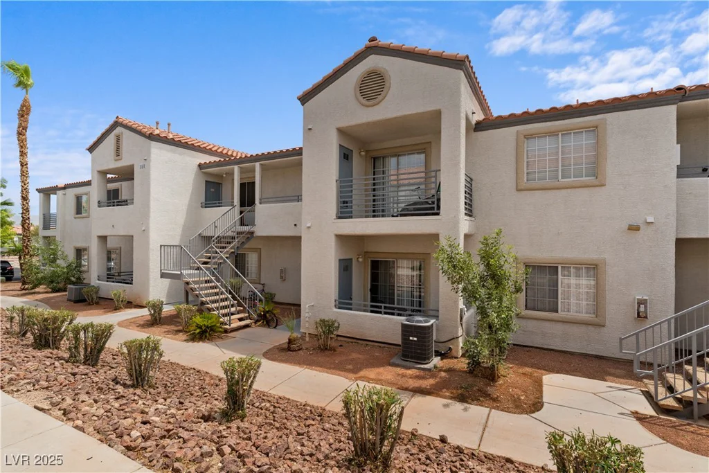 3318 Decatur, Las Vegas, NV 89130
