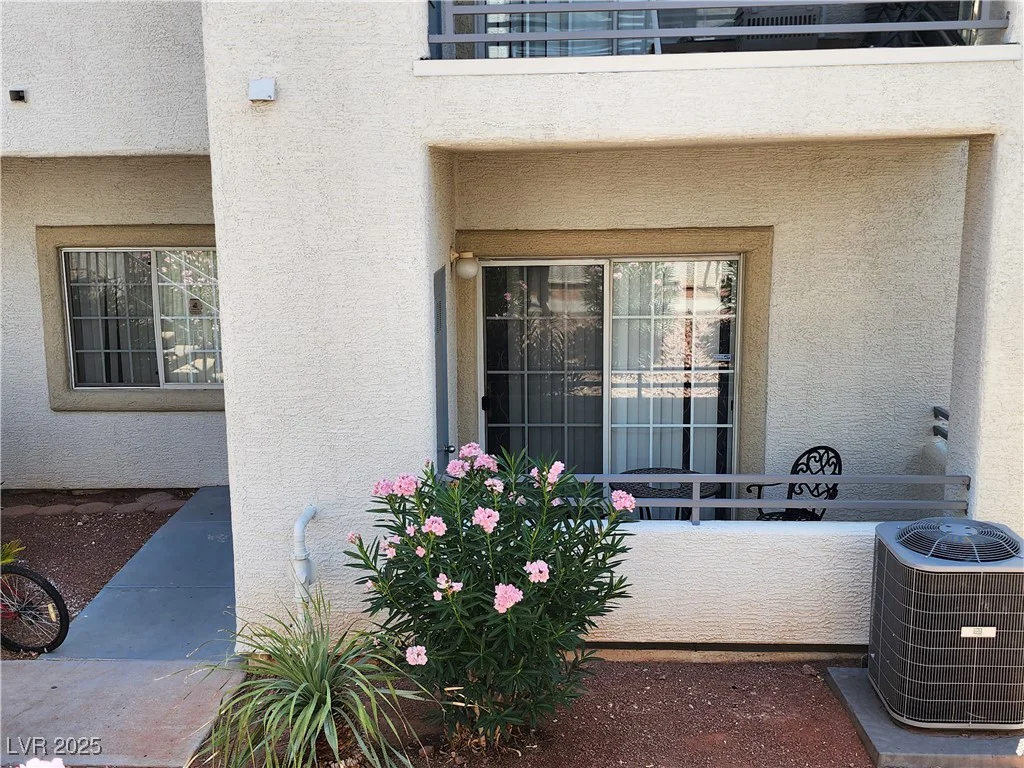 3318 Decatur, Las Vegas, NV 89130