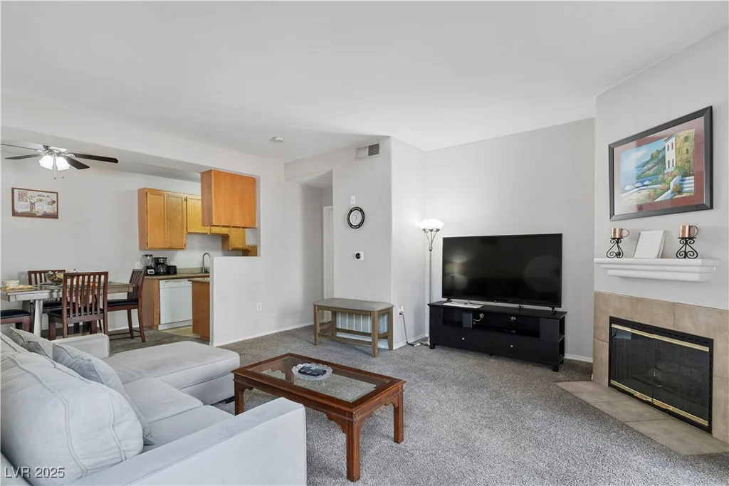 3318 Decatur, Las Vegas, NV 89130