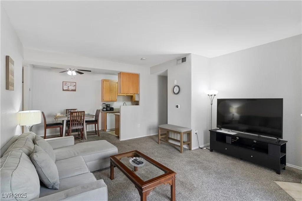 3318 Decatur, Las Vegas, NV 89130