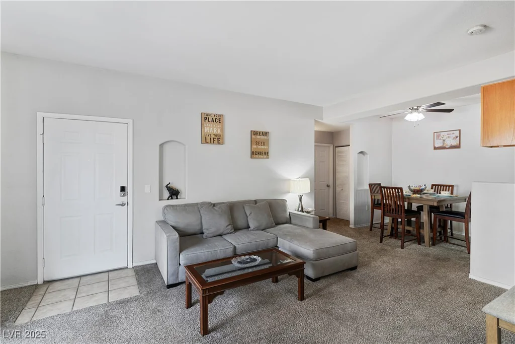 3318 Decatur, Las Vegas, NV 89130