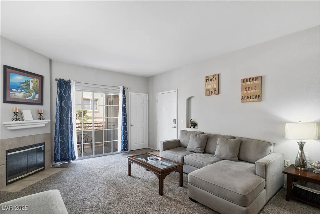 3318 Decatur, Las Vegas, NV 89130