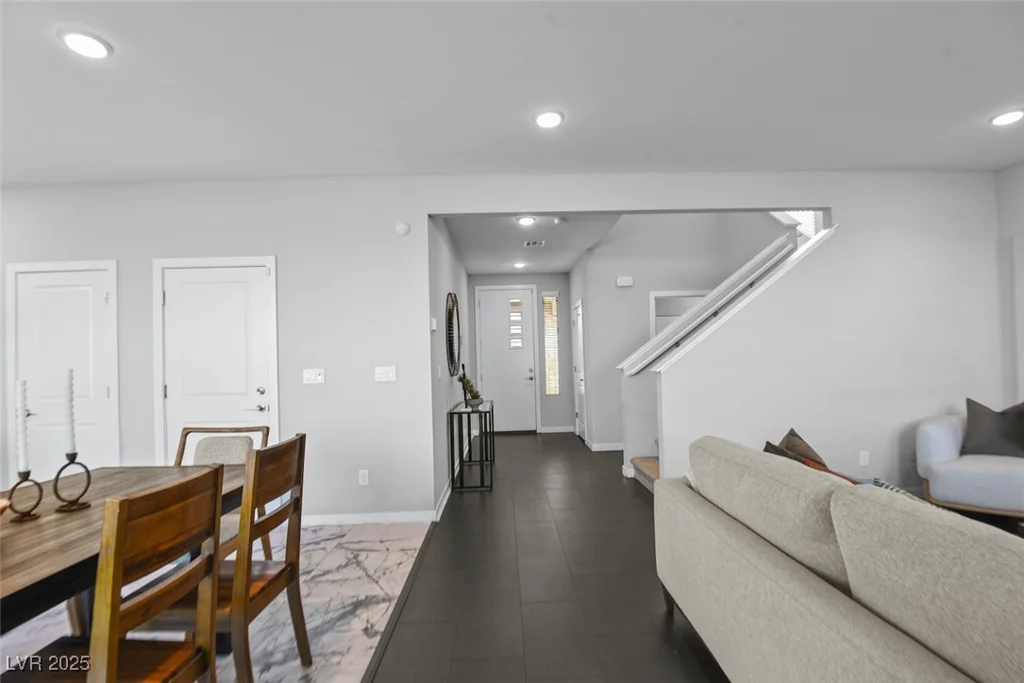 6804 Boulder Canyon, North Las Vegas, NV 89084