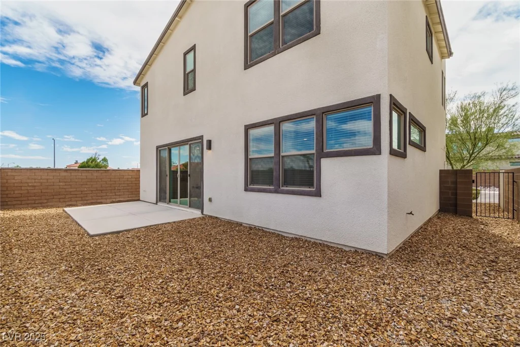 6804 Boulder Canyon, North Las Vegas, NV 89084