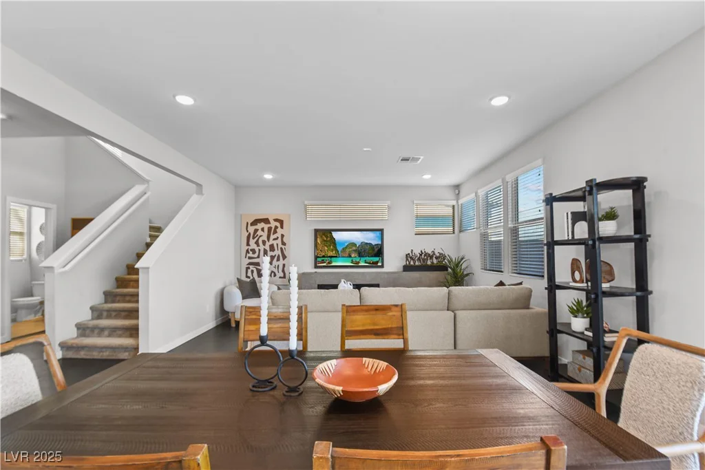 6804 Boulder Canyon, North Las Vegas, NV 89084