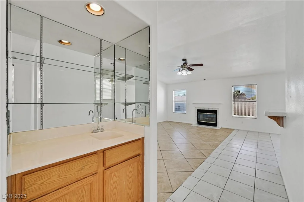 7824 Villa Finestra, Las Vegas, NV 89128