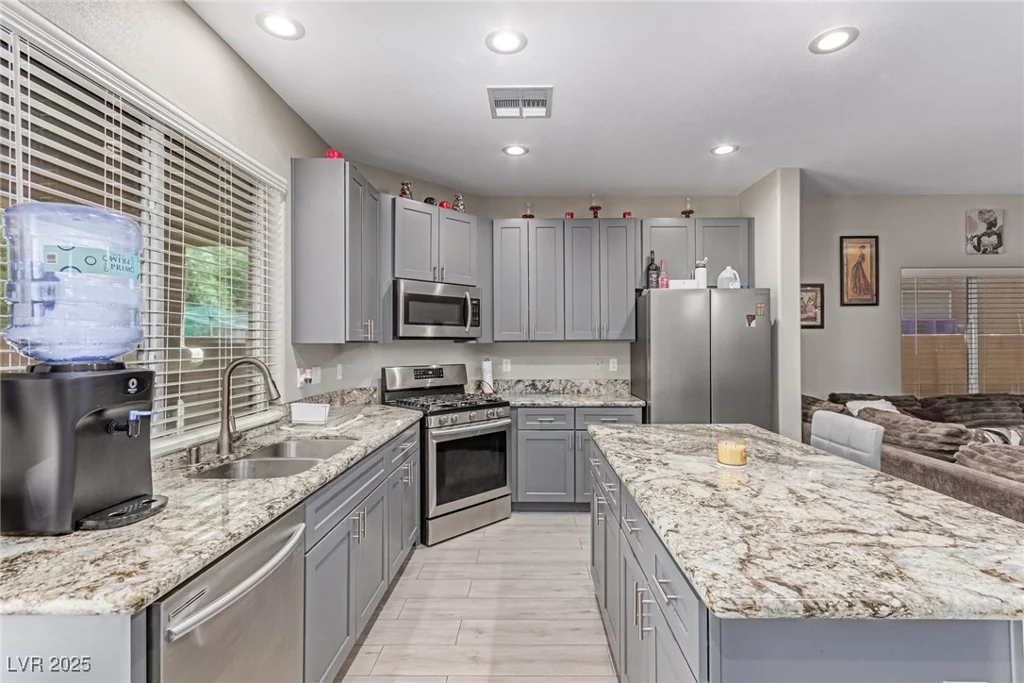 220 Sharp Edge, North Las Vegas, NV 89031