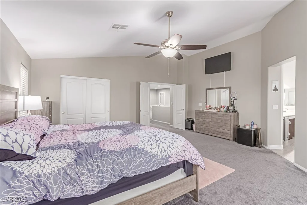 220 Sharp Edge, North Las Vegas, NV 89031