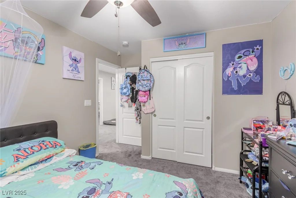 220 Sharp Edge, North Las Vegas, NV 89031