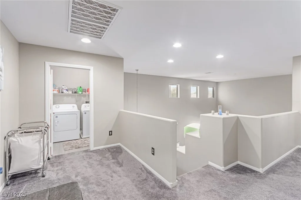 220 Sharp Edge, North Las Vegas, NV 89031