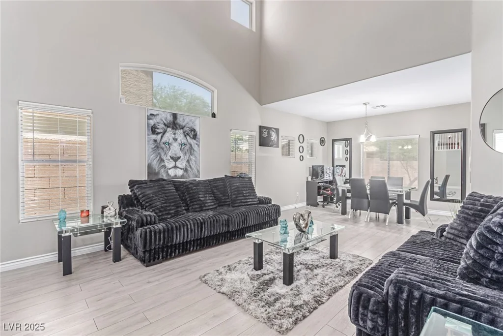 220 Sharp Edge, North Las Vegas, NV 89031