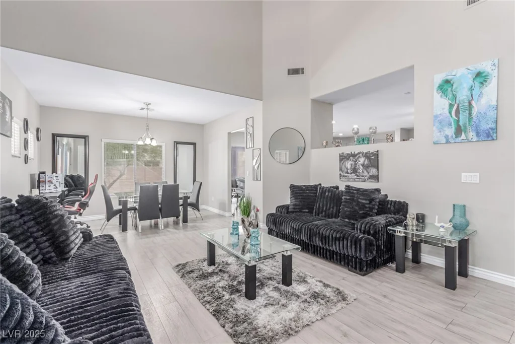 220 Sharp Edge, North Las Vegas, NV 89031
