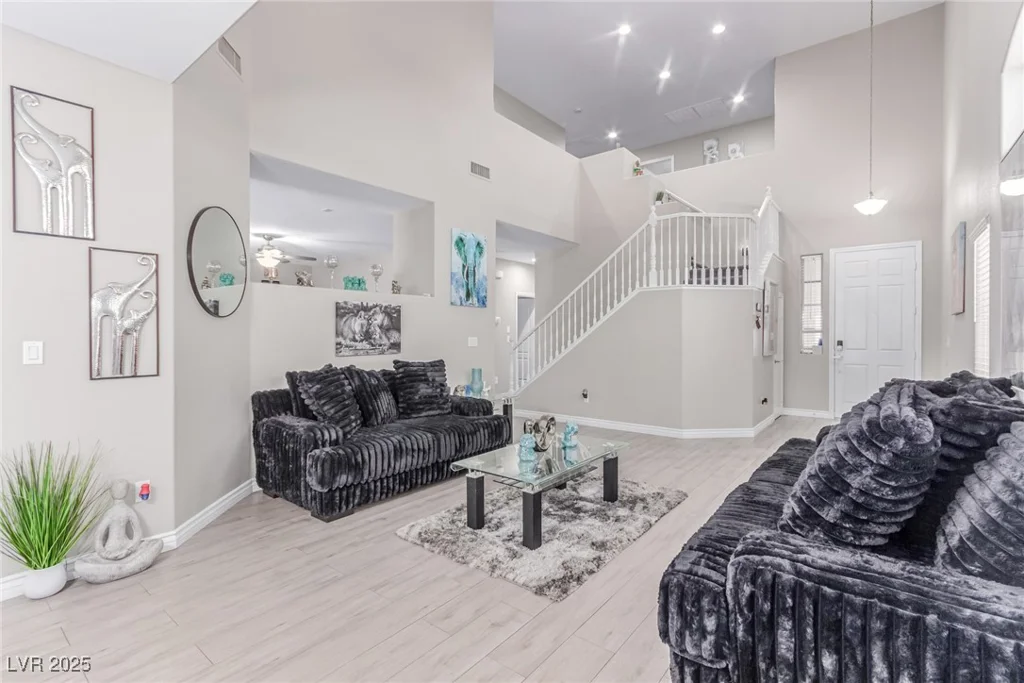 220 Sharp Edge, North Las Vegas, NV 89031