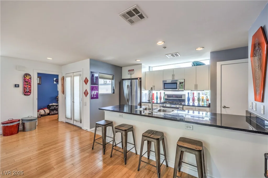 223 Tower, Las Vegas, NV 89101