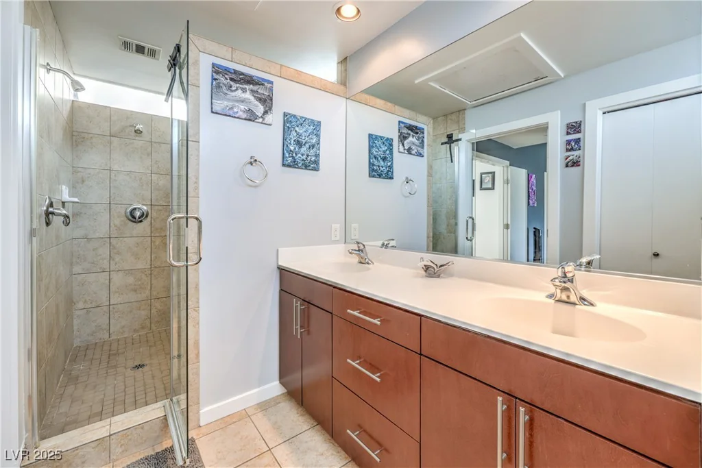 223 Tower, Las Vegas, NV 89101