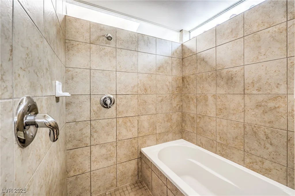 223 Tower, Las Vegas, NV 89101