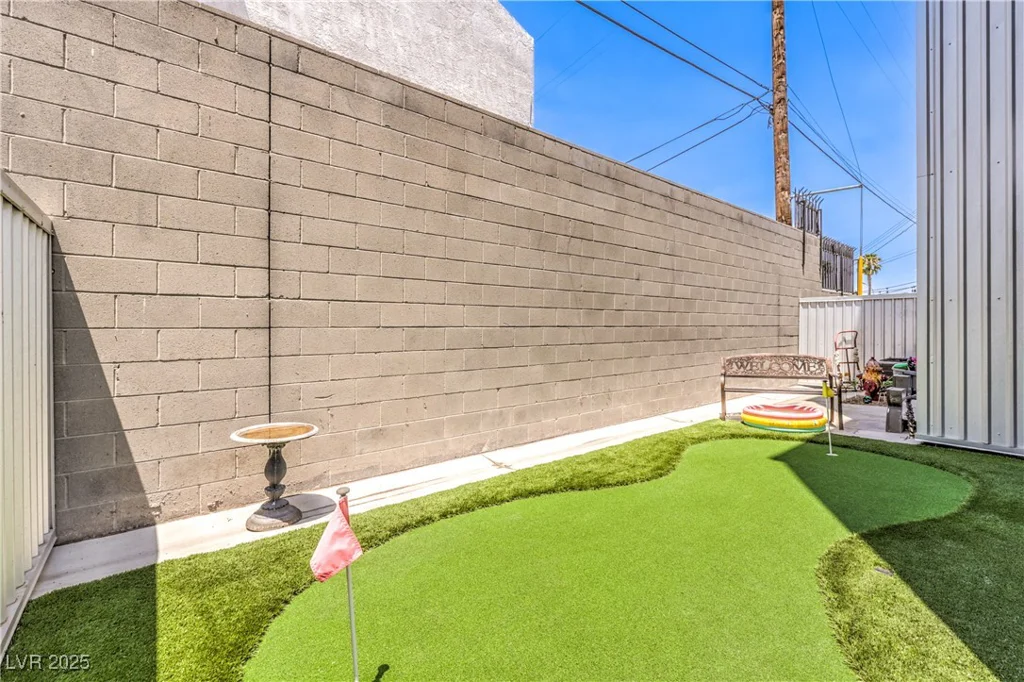 223 Tower, Las Vegas, NV 89101
