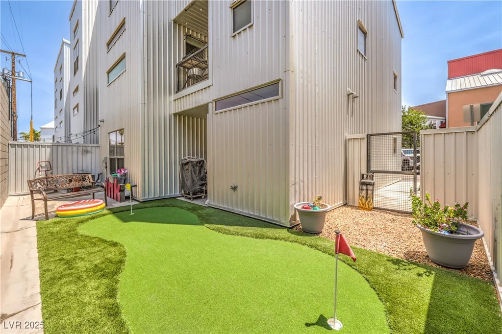 223 Tower, Las Vegas, NV 89101