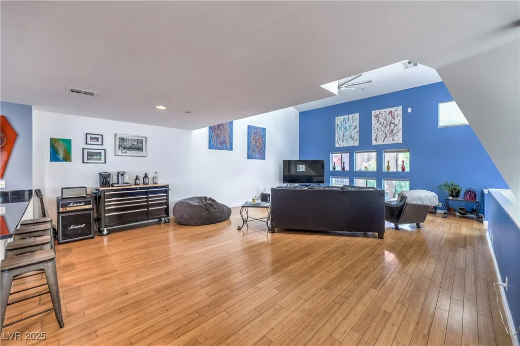 223 Tower, Las Vegas, NV 89101