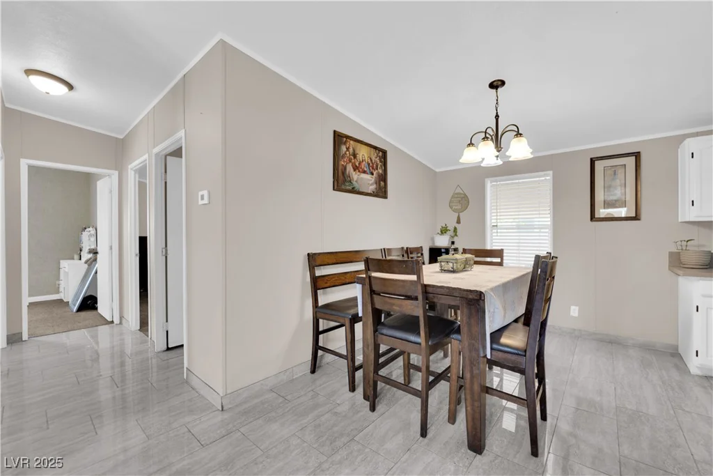 5714 Carey, Las Vegas, NV 89156