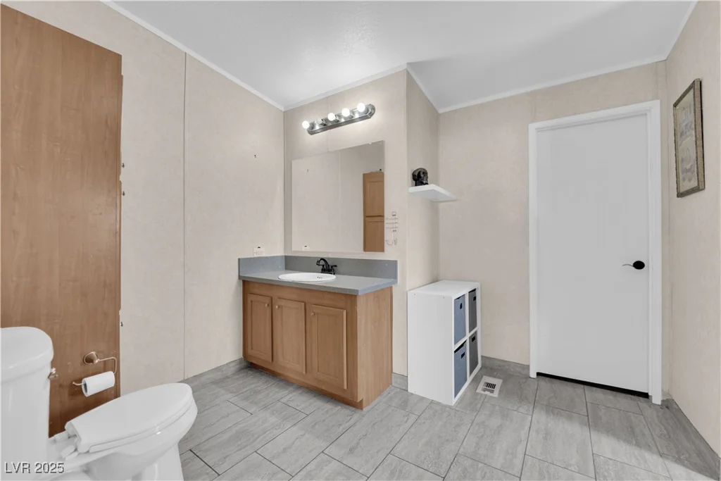 5714 Carey, Las Vegas, NV 89156