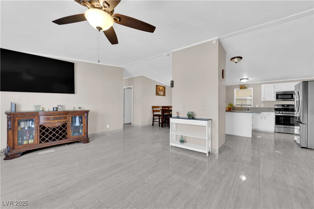 5714 Carey, Las Vegas, NV 89156