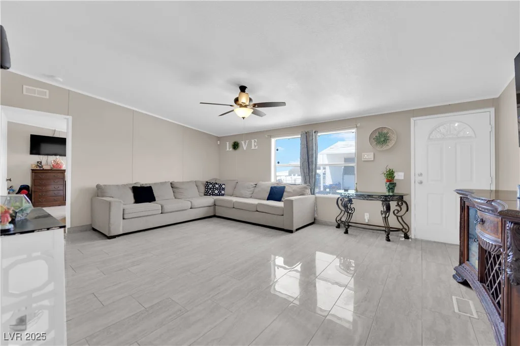5714 Carey, Las Vegas, NV 89156