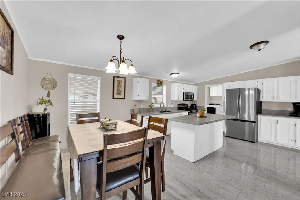 5714 Carey, Las Vegas, NV 89156