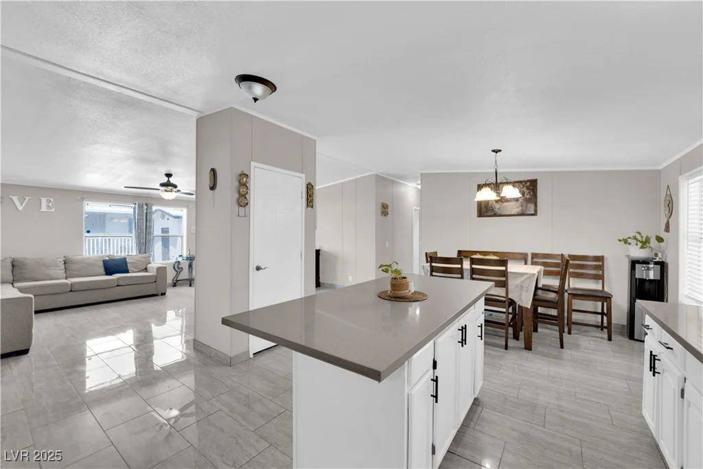 5714 Carey, Las Vegas, NV 89156