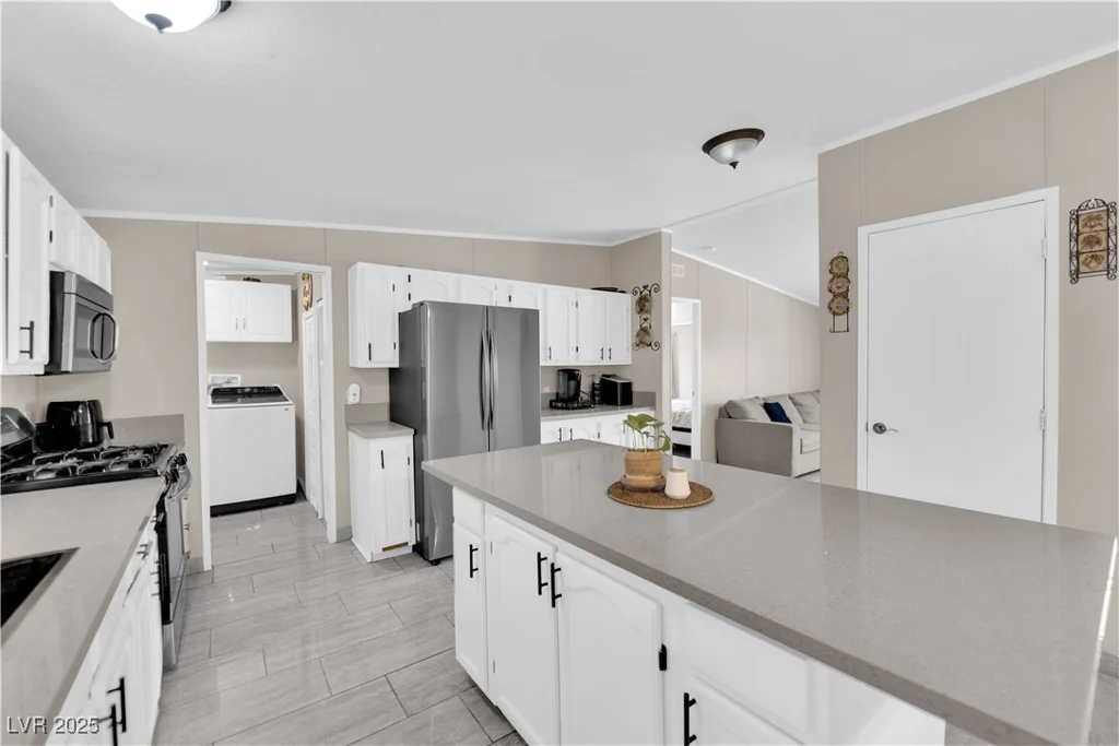 5714 Carey, Las Vegas, NV 89156
