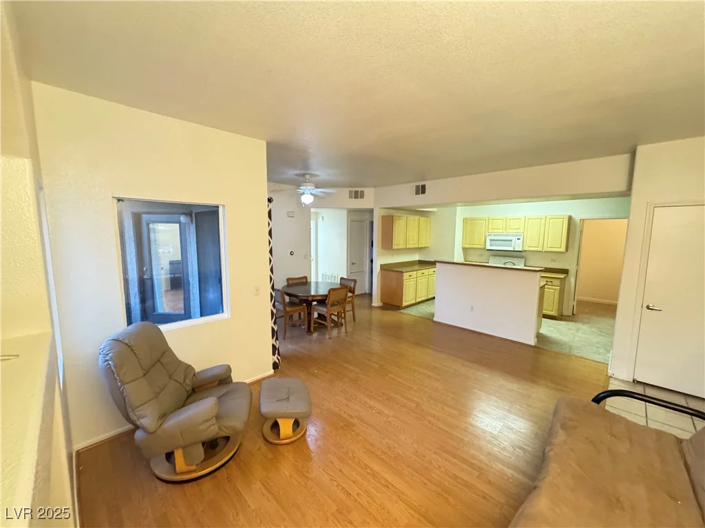 8250 Grand Canyon, Las Vegas, NV 89166