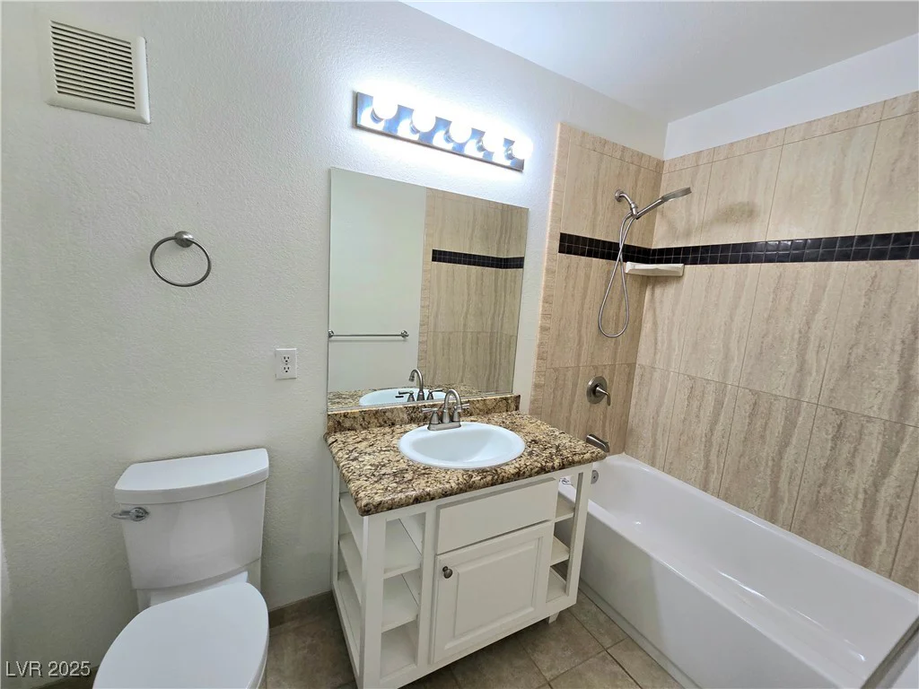 7950 Flamingo, Las Vegas, NV 89147
