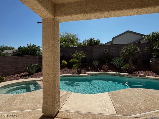 2699 Thornview, Las Vegas, NV 89135