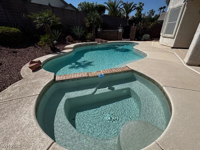 2699 Thornview, Las Vegas, NV 89135
