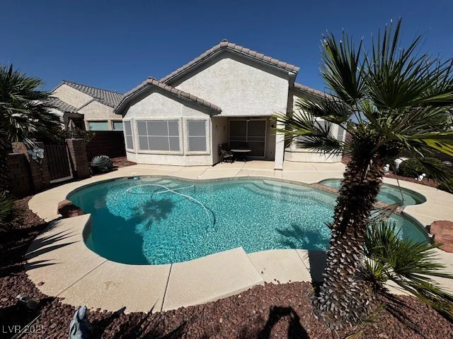 2699 Thornview, Las Vegas, NV 89135