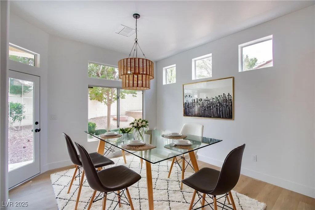 10405 Junction Hill, Las Vegas, NV 89134