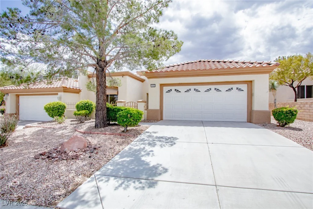 10405 Junction Hill, Las Vegas, NV 89134