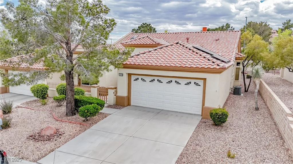 10405 Junction Hill, Las Vegas, NV 89134