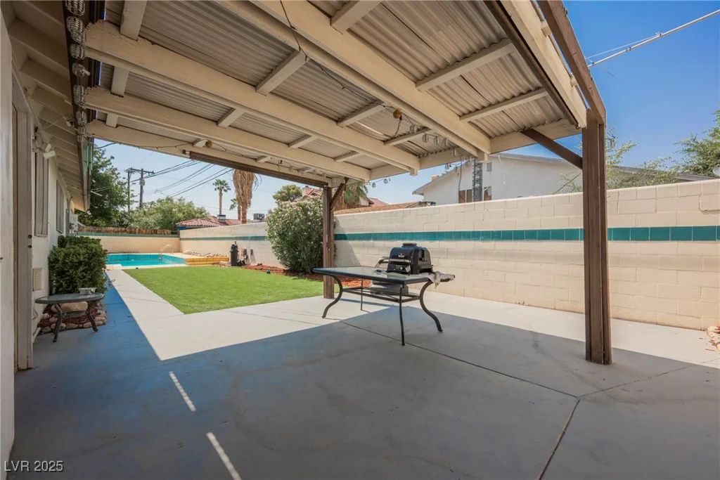 4420 Thompson, Las Vegas, NV 89107