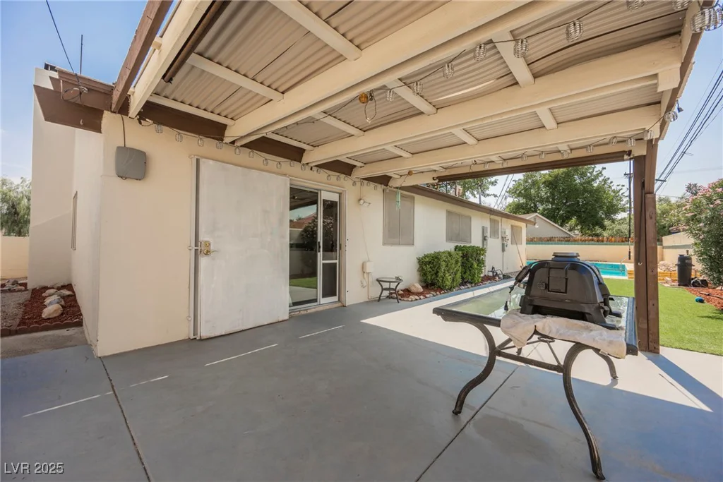 4420 Thompson, Las Vegas, NV 89107
