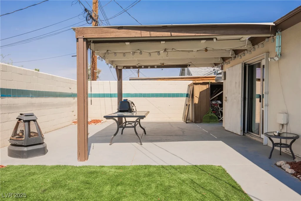 4420 Thompson, Las Vegas, NV 89107