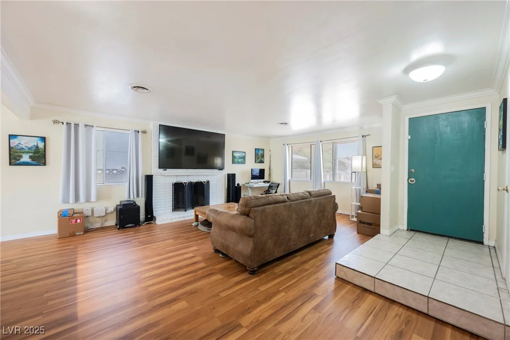 4420 Thompson, Las Vegas, NV 89107