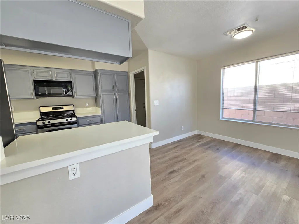 2739 Pinewood, Henderson, NV 89074