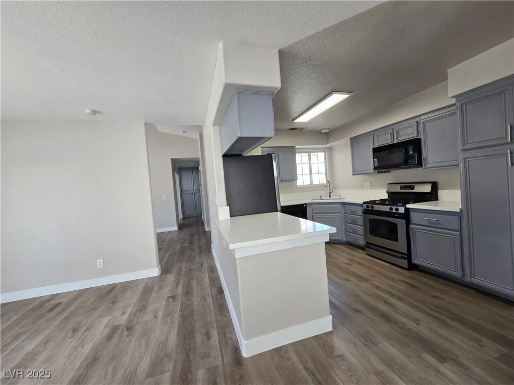 2739 Pinewood, Henderson, NV 89074