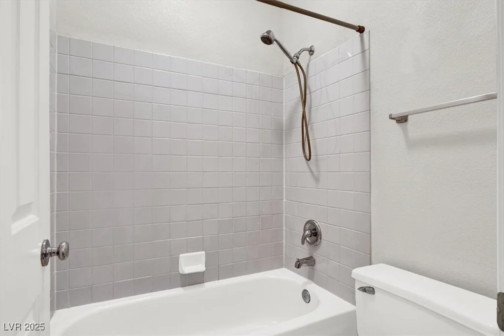 3212 Cambridge Hollows, Las Vegas, NV 89135