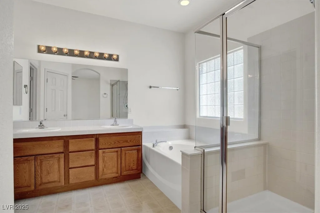 3212 Cambridge Hollows, Las Vegas, NV 89135