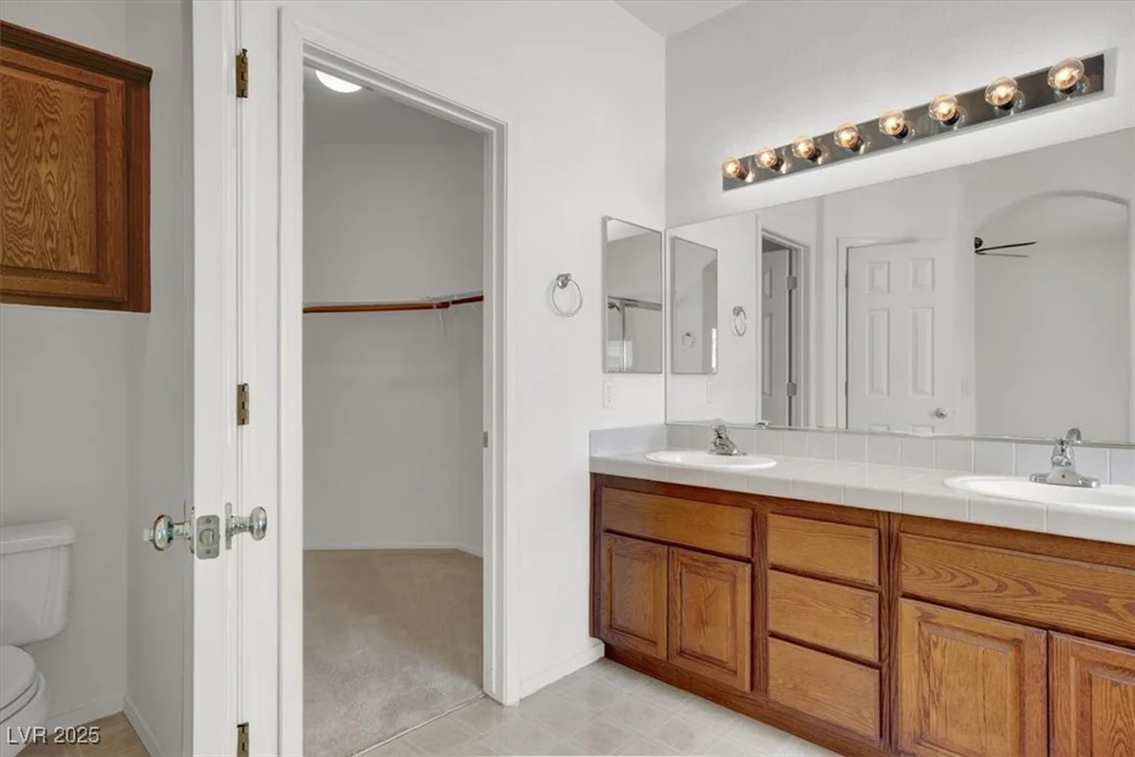 3212 Cambridge Hollows, Las Vegas, NV 89135