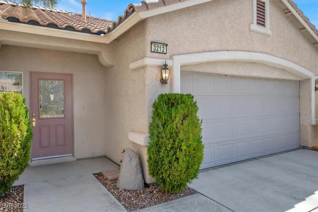 3212 Cambridge Hollows, Las Vegas, NV 89135