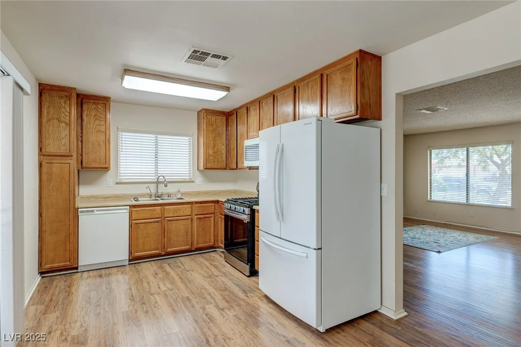 4916 Carmichael, Las Vegas, NV 89110