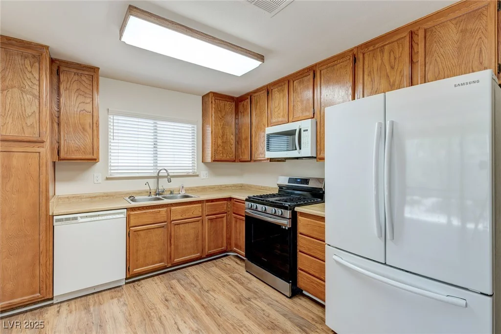 4916 Carmichael, Las Vegas, NV 89110